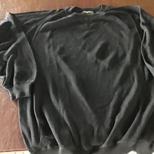 Tom James Black sweater